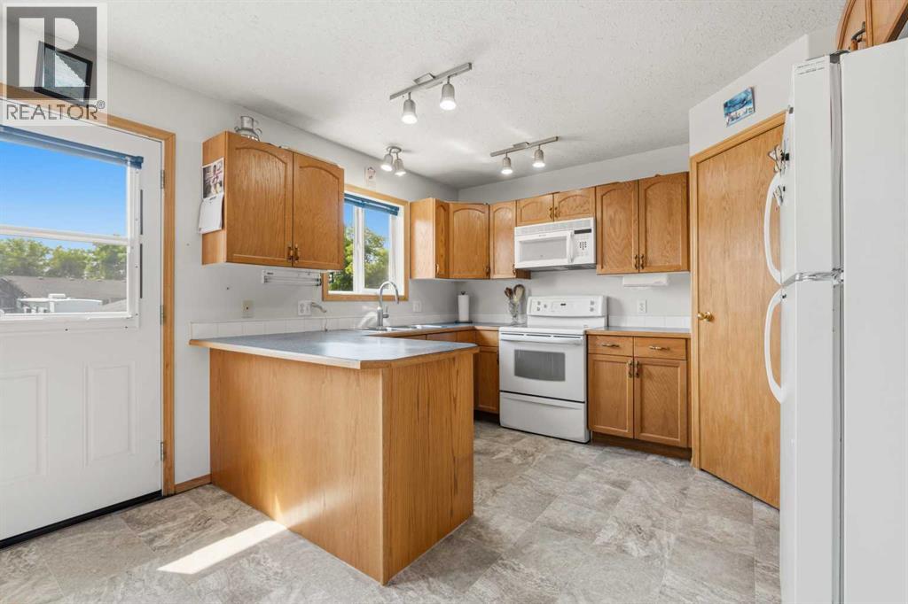 38 Stephens Crescent - 11