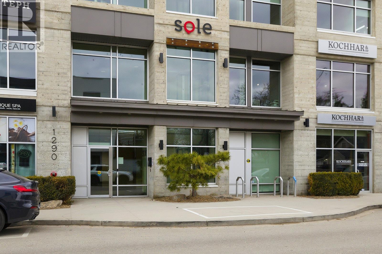 #605 1290 St. Paul Street - 36