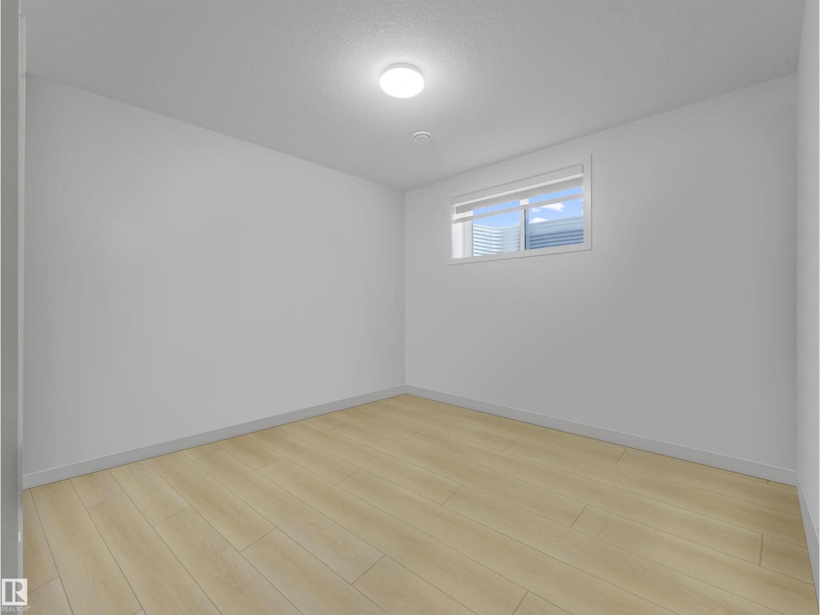 2412 14 AV NW - 37