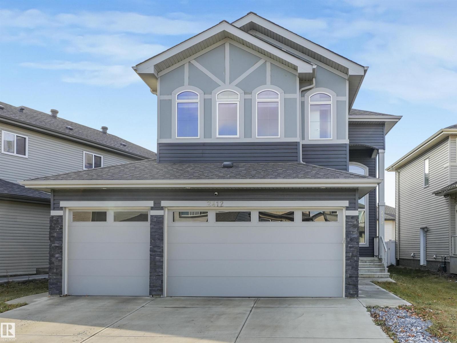 2412 14 AV NW - 64