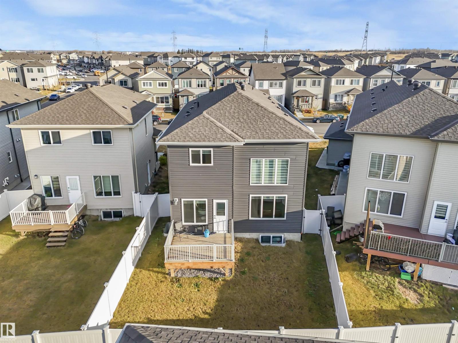 2412 14 AV NW - 50