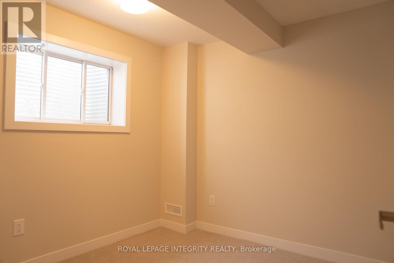 735 HAFLINGER ROW, Ottawa. Luxury613. By Peter Sagos - Image 18