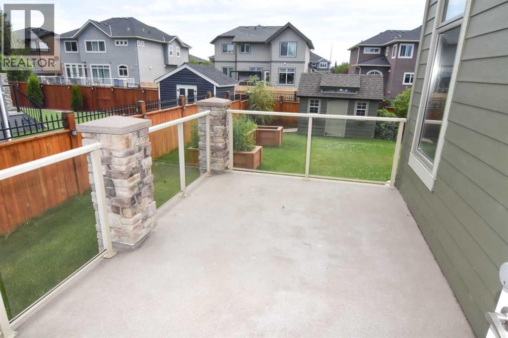 Dining deck of dining room