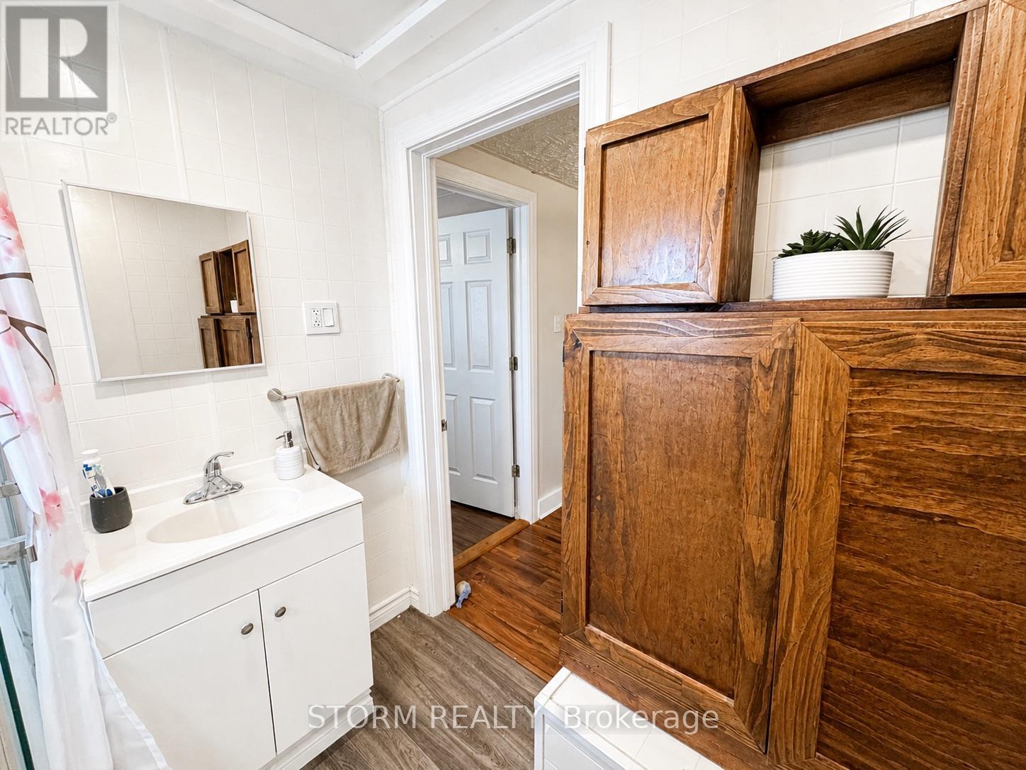 456 4TH STREET W - 24