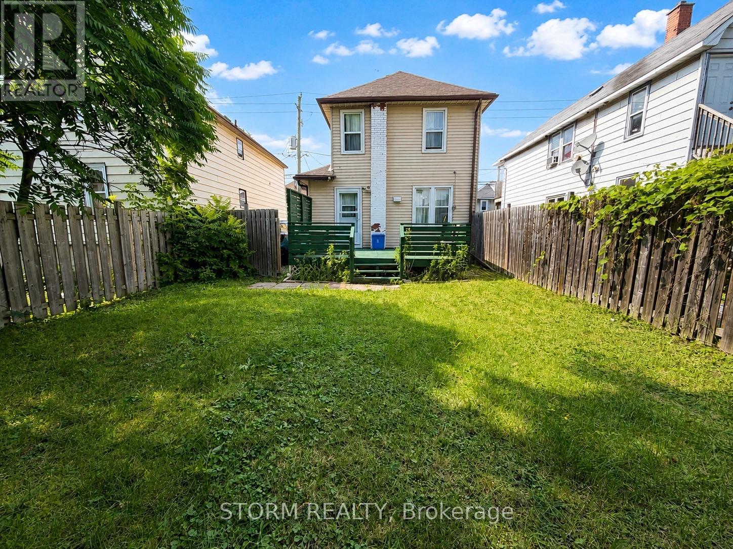 456 4TH STREET W - 5