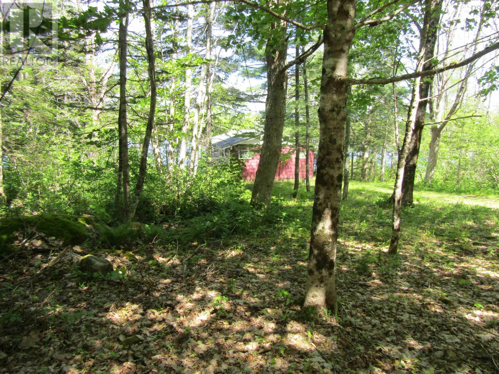70 Sefferns Lake Drive - 10