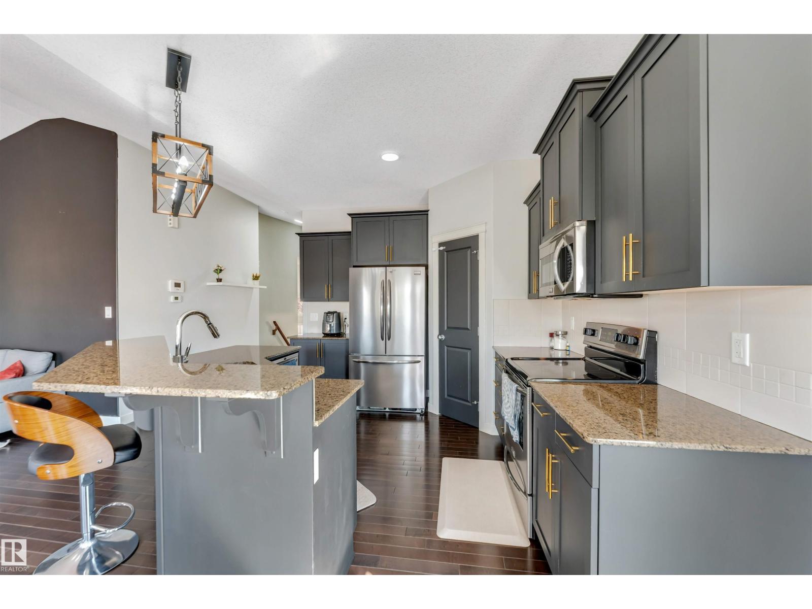 1920 69 St. SW - 34