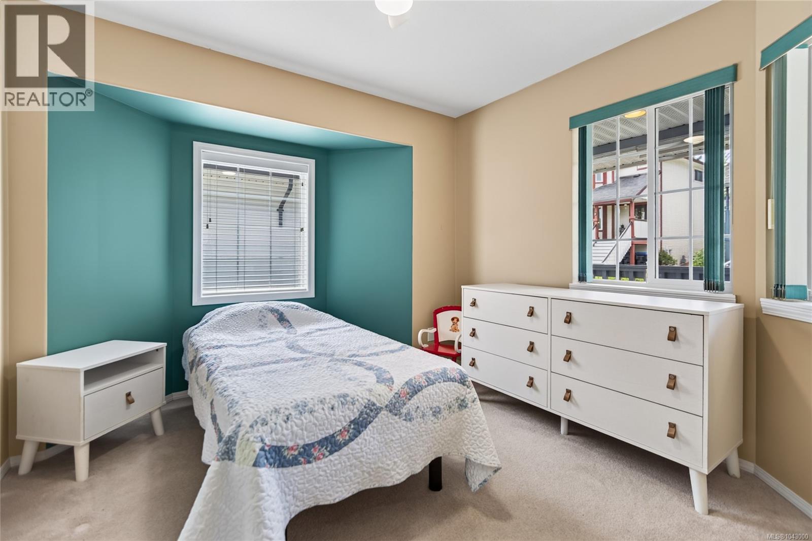 #165 202 31st St - 10