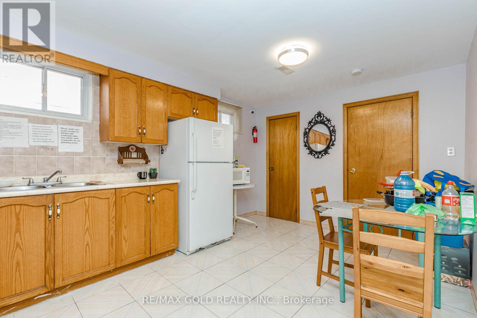 38 ACHILL CRESCENT - 39