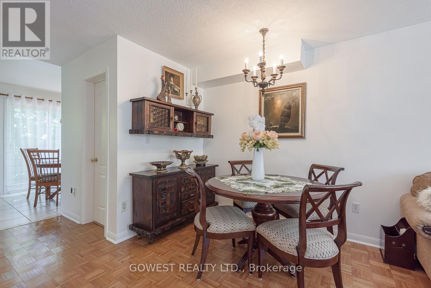 #14 80 ACORN PLACE - 12