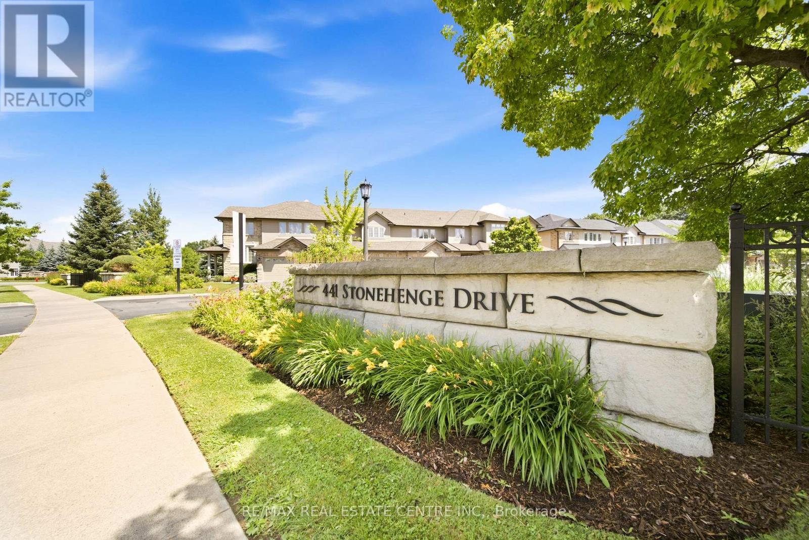#32 441 STONEHENGE DRIVE - Image 9