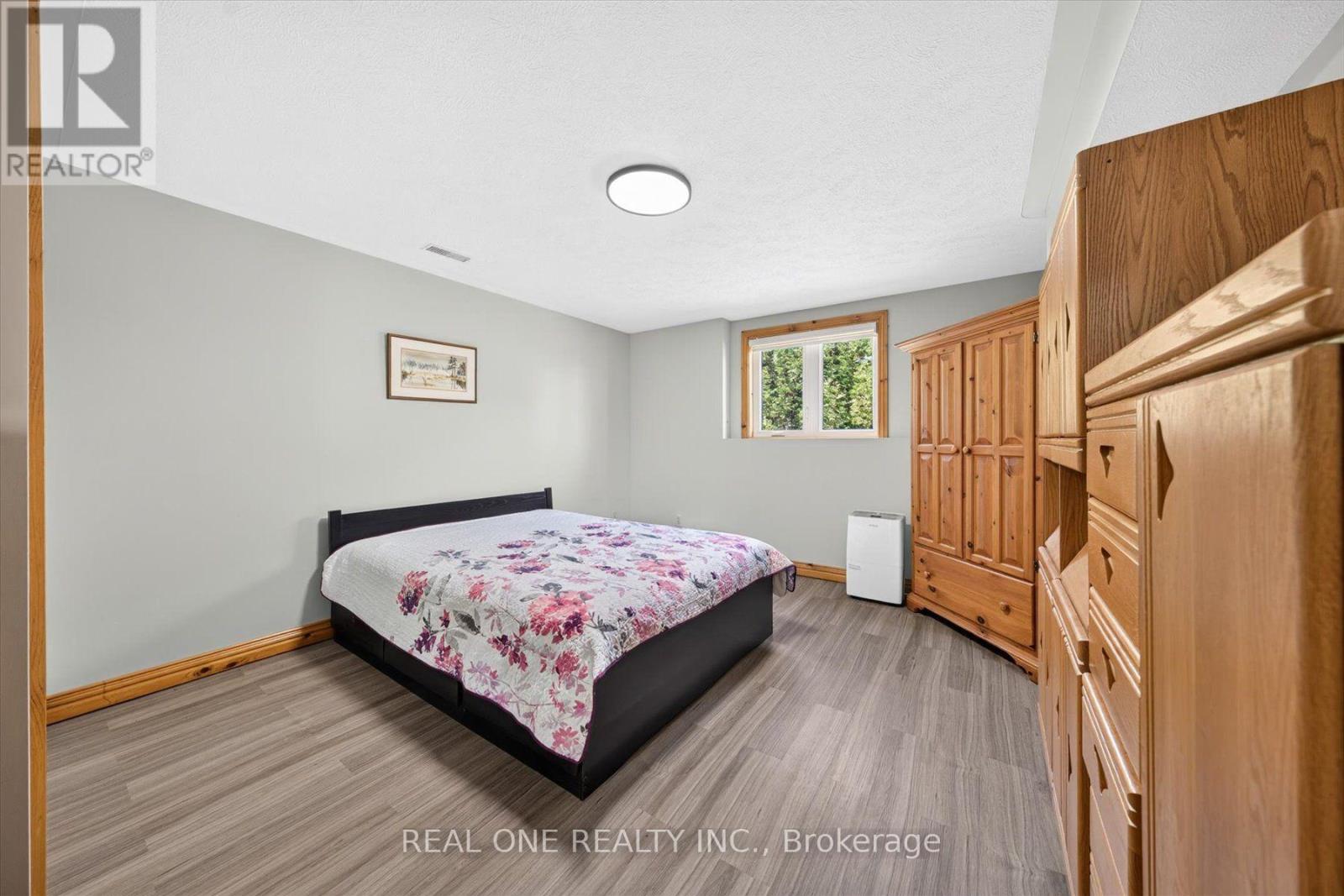 501219 GREY ROAD 1 ROAD - 38