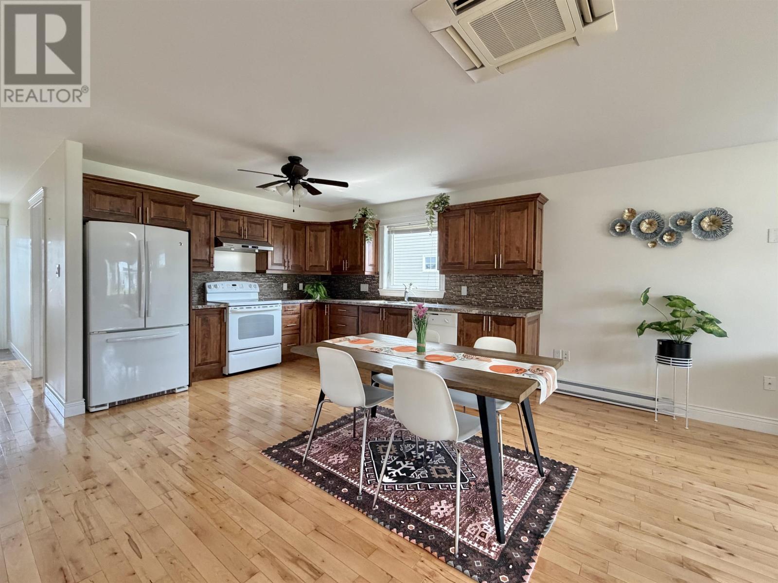 18 Parkman Drive - Image 4