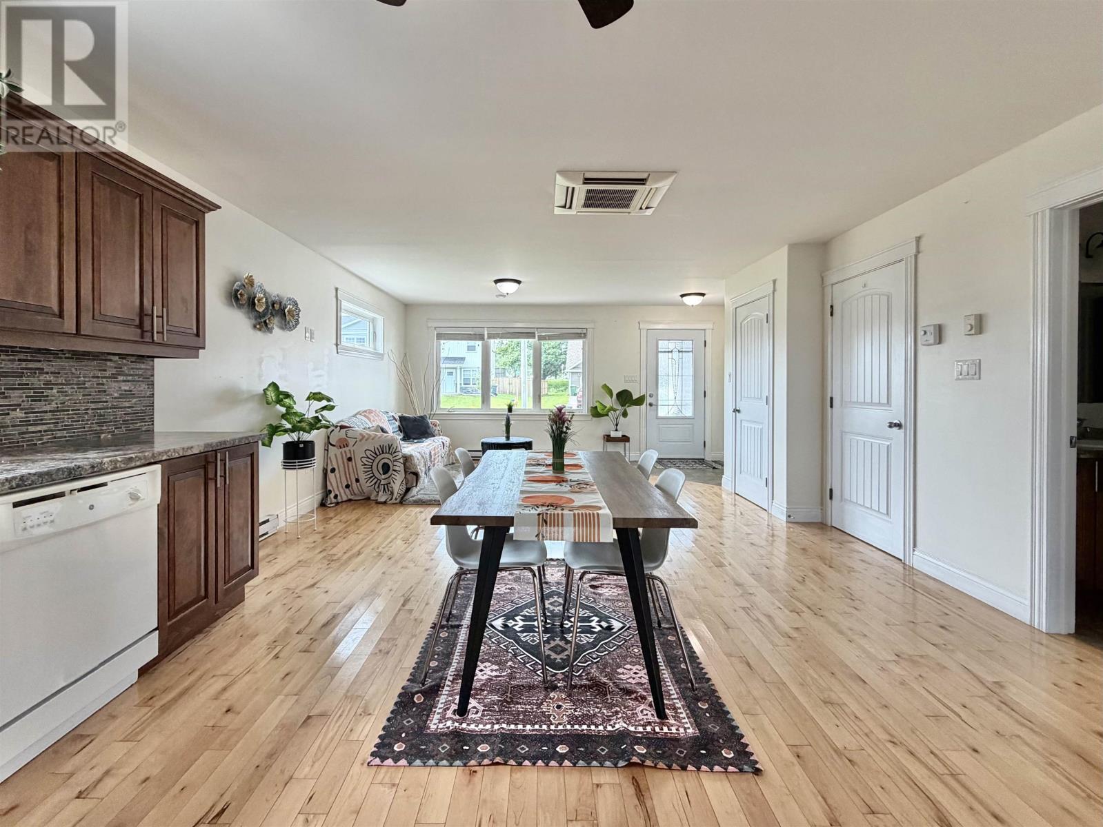 18 Parkman Drive - Image 5