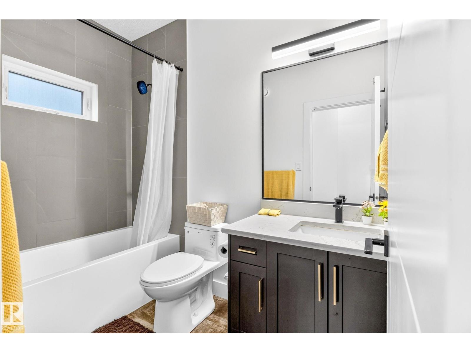 423 42 ST SW - 10