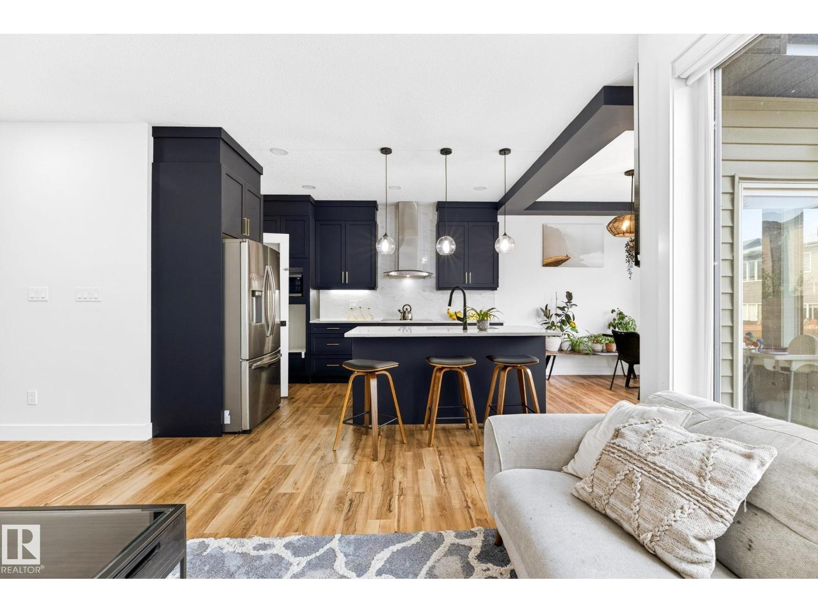 423 42 ST SW - 14