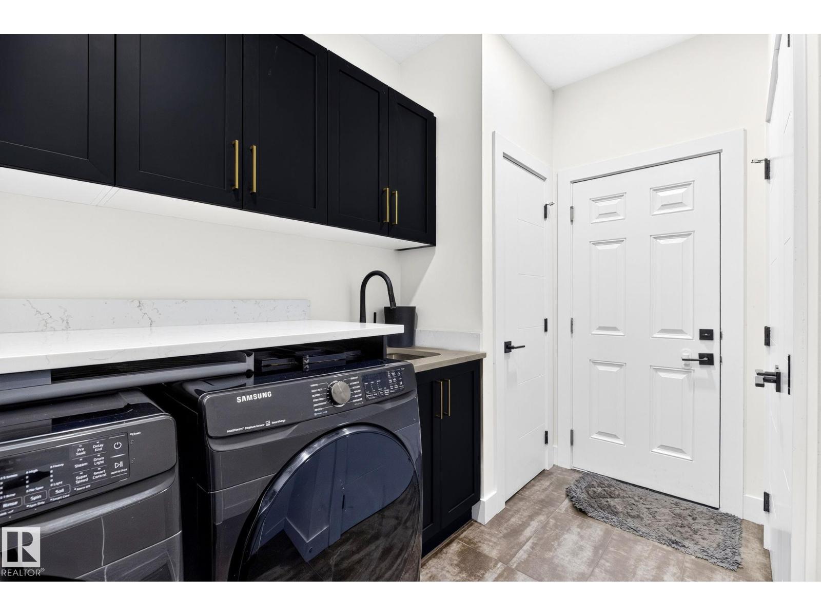 423 42 ST SW - 19
