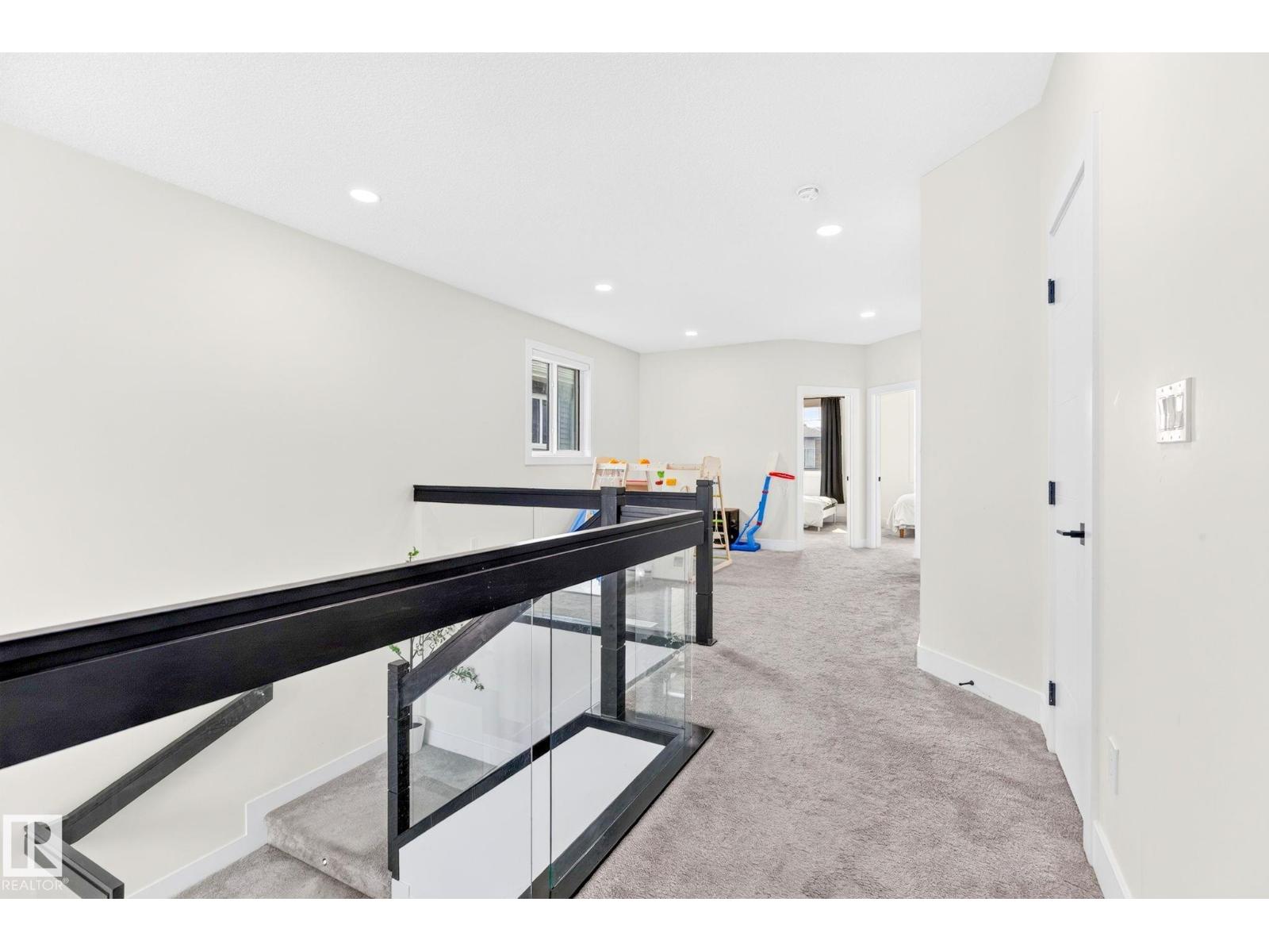 423 42 ST SW - 22