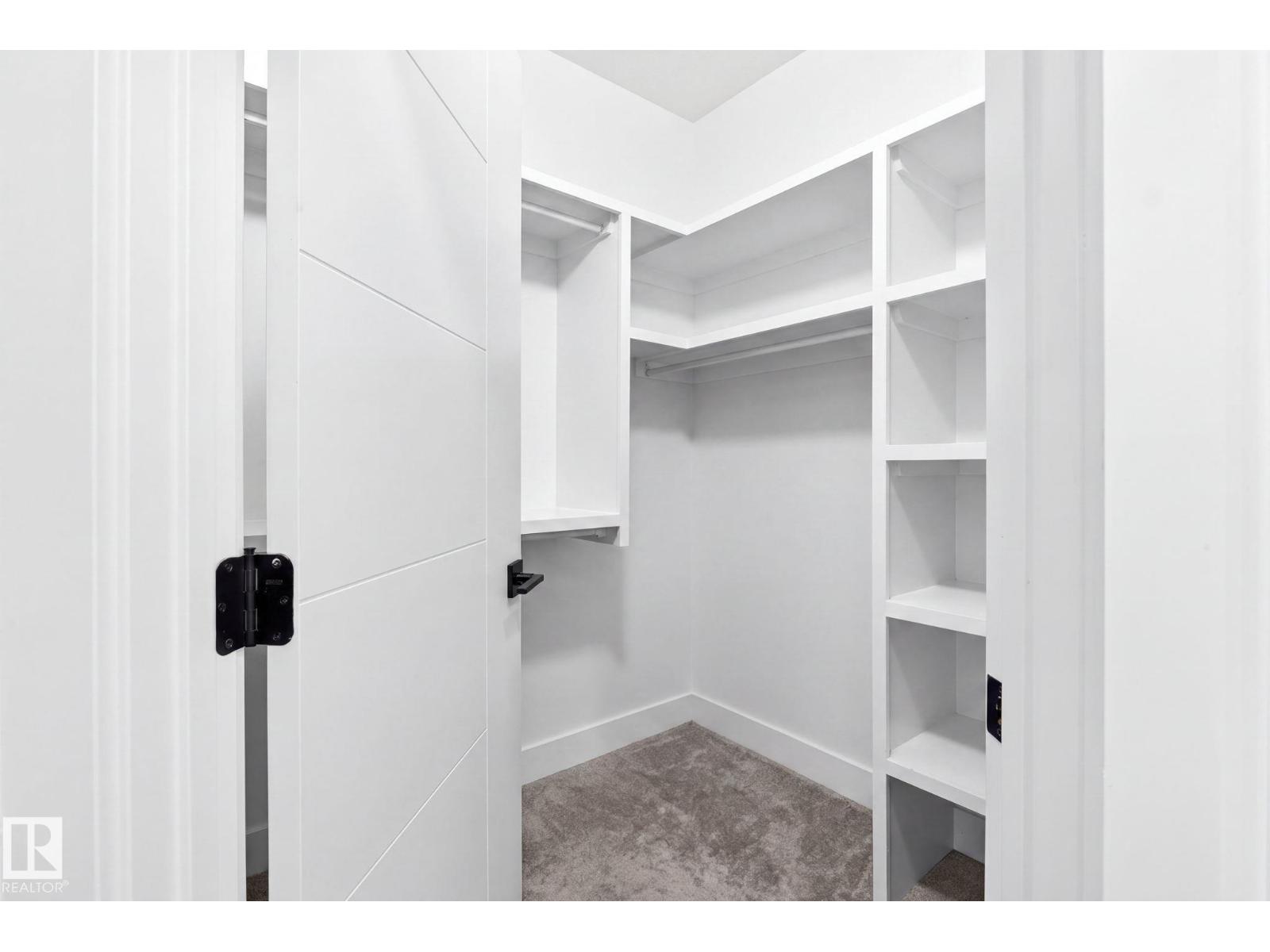 423 42 ST SW - 26