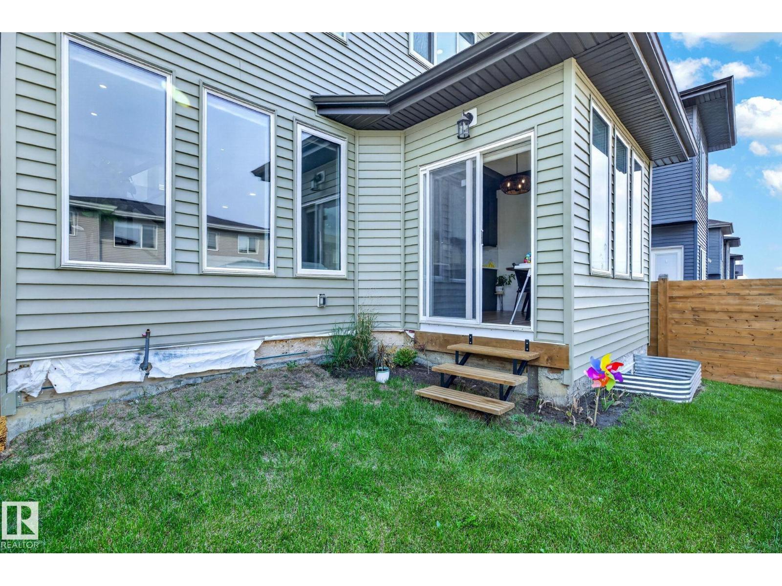 423 42 ST SW - 46