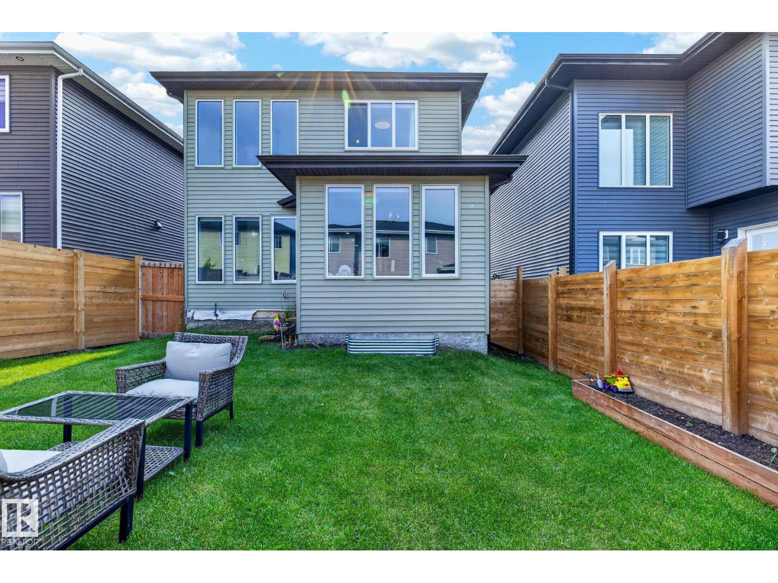 423 42 ST SW - 48