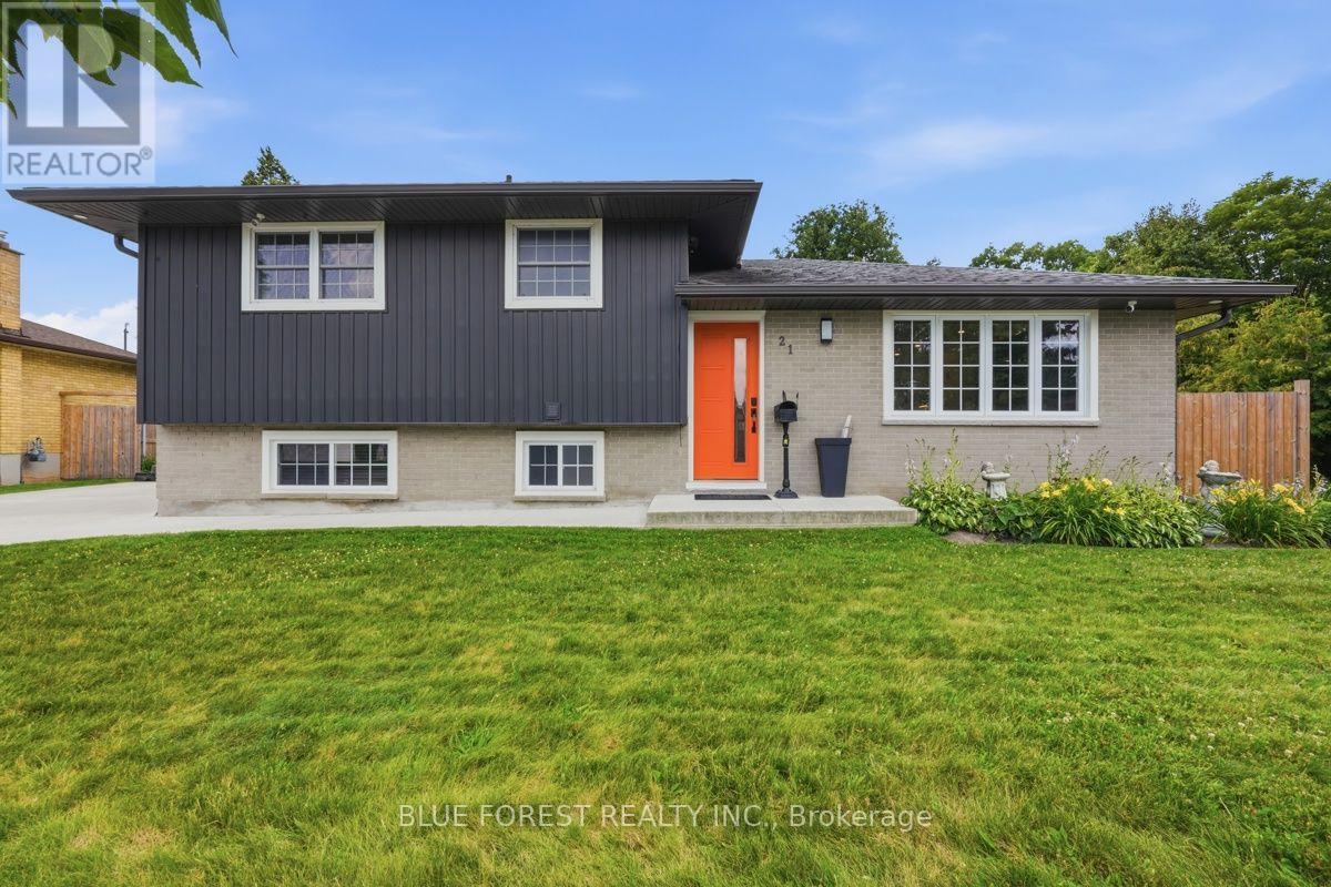 21 AGINCOURT PLACE - 1