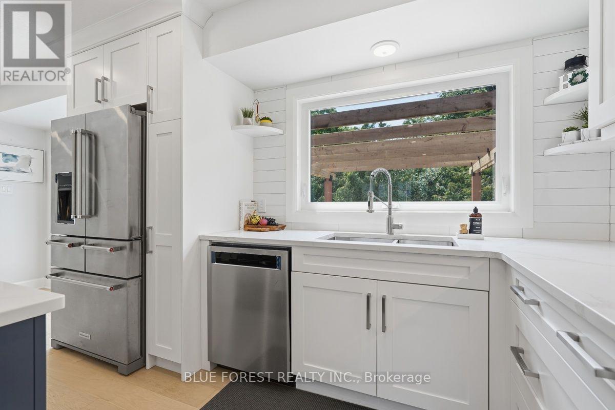 21 AGINCOURT PLACE - 14