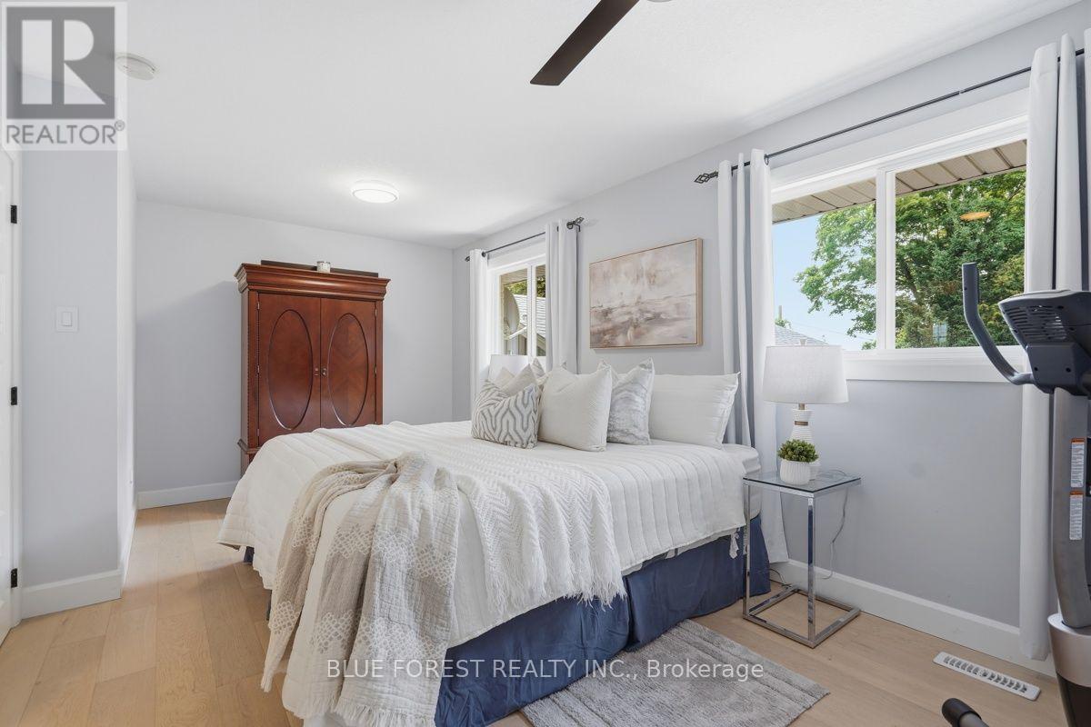 21 AGINCOURT PLACE - 19