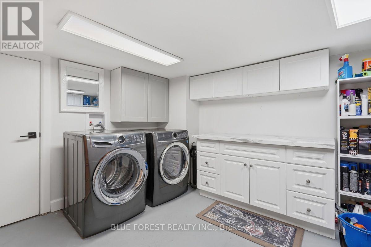 21 AGINCOURT PLACE - 34