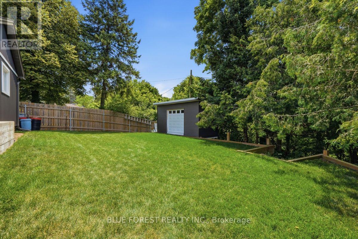 21 AGINCOURT PLACE - 46
