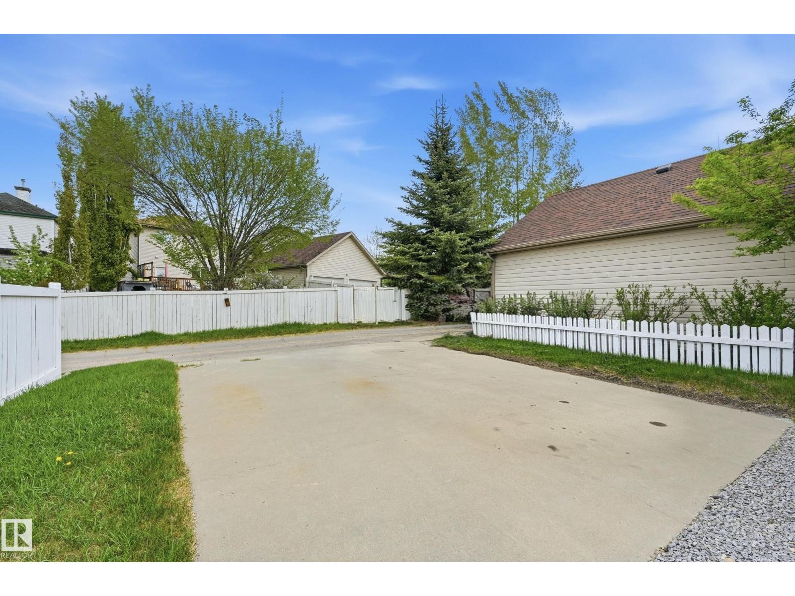 2050 TANNER WD NW - 36