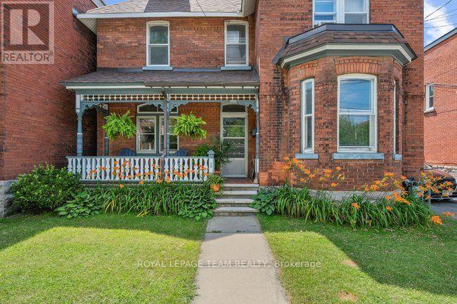 5 Bed, 3 Bath Multi-Family for Sale in Ottawa – 182 FIFTH AVENUE, Ottawa – MLS# X13552106 - Image 6