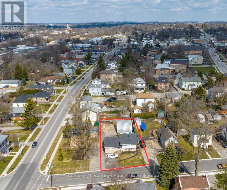 117 WONHAM STREET S - 2