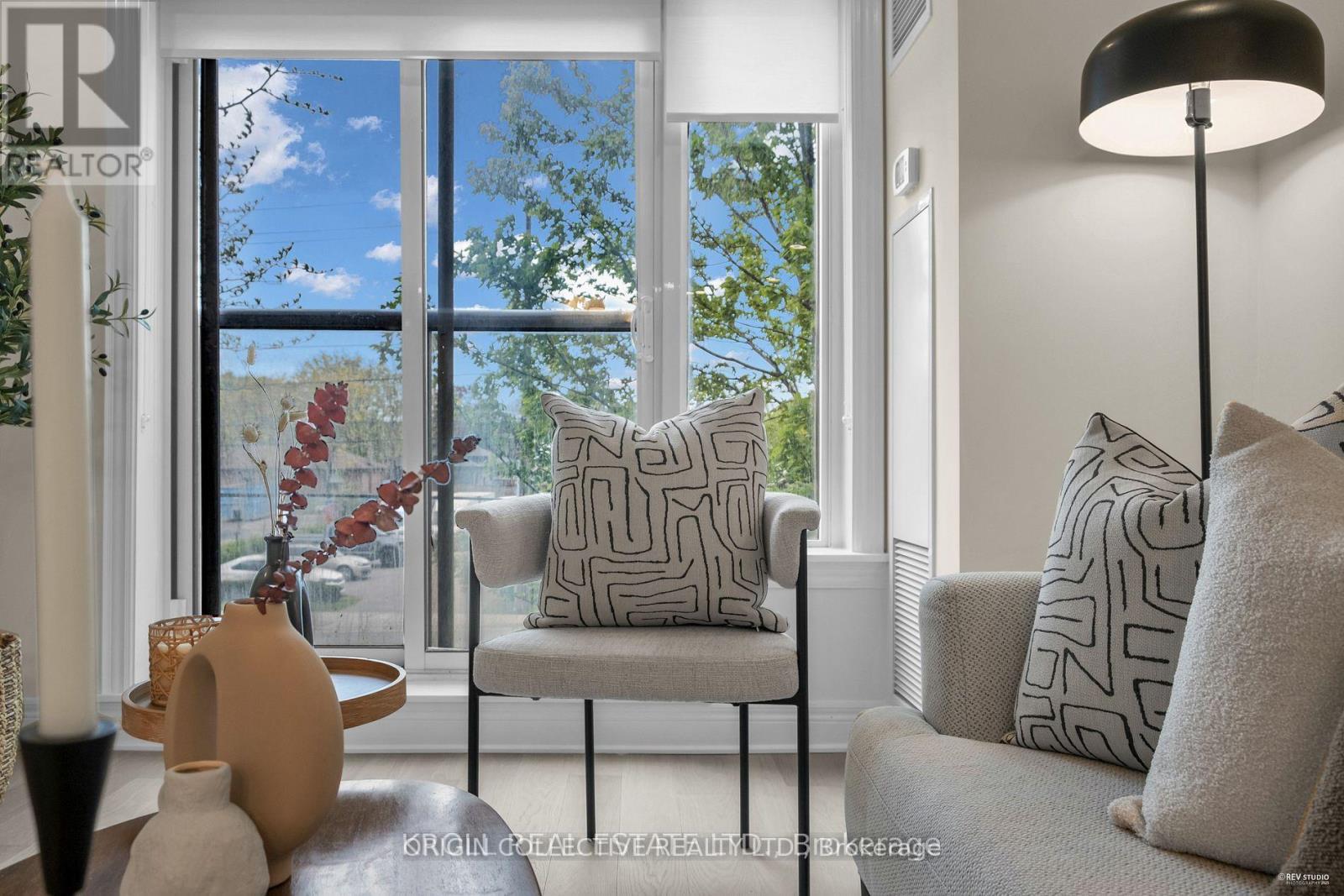 #229 701 SHEPPARD AVENUE W - 21