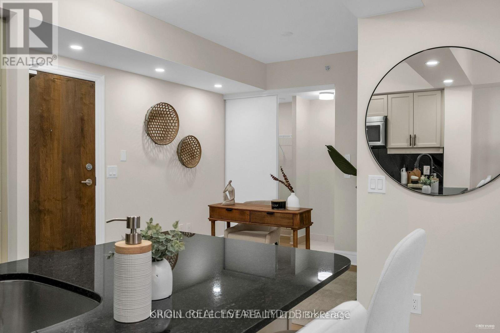 #229 701 SHEPPARD AVENUE W - 9