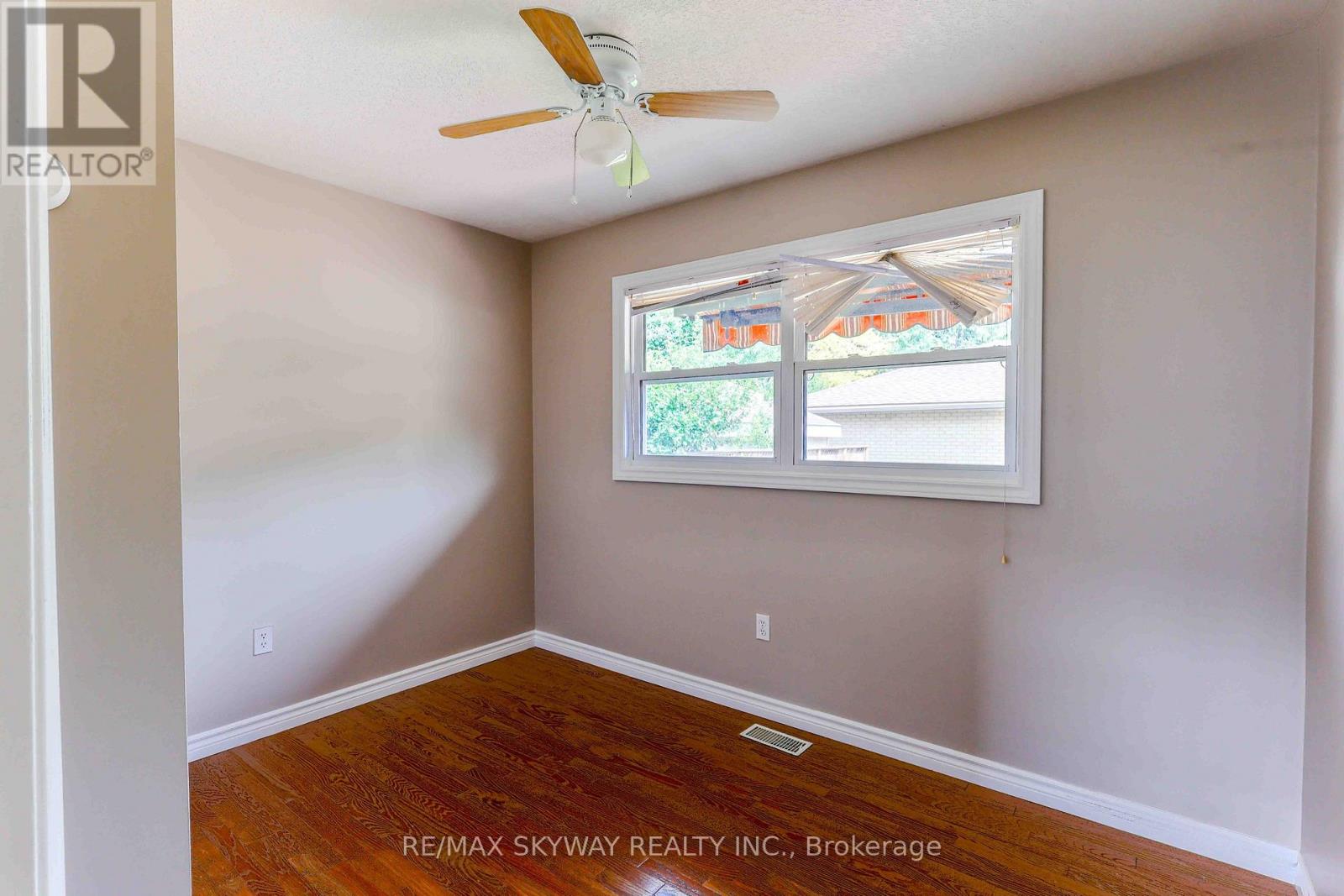 724 BRANT STREET - 23