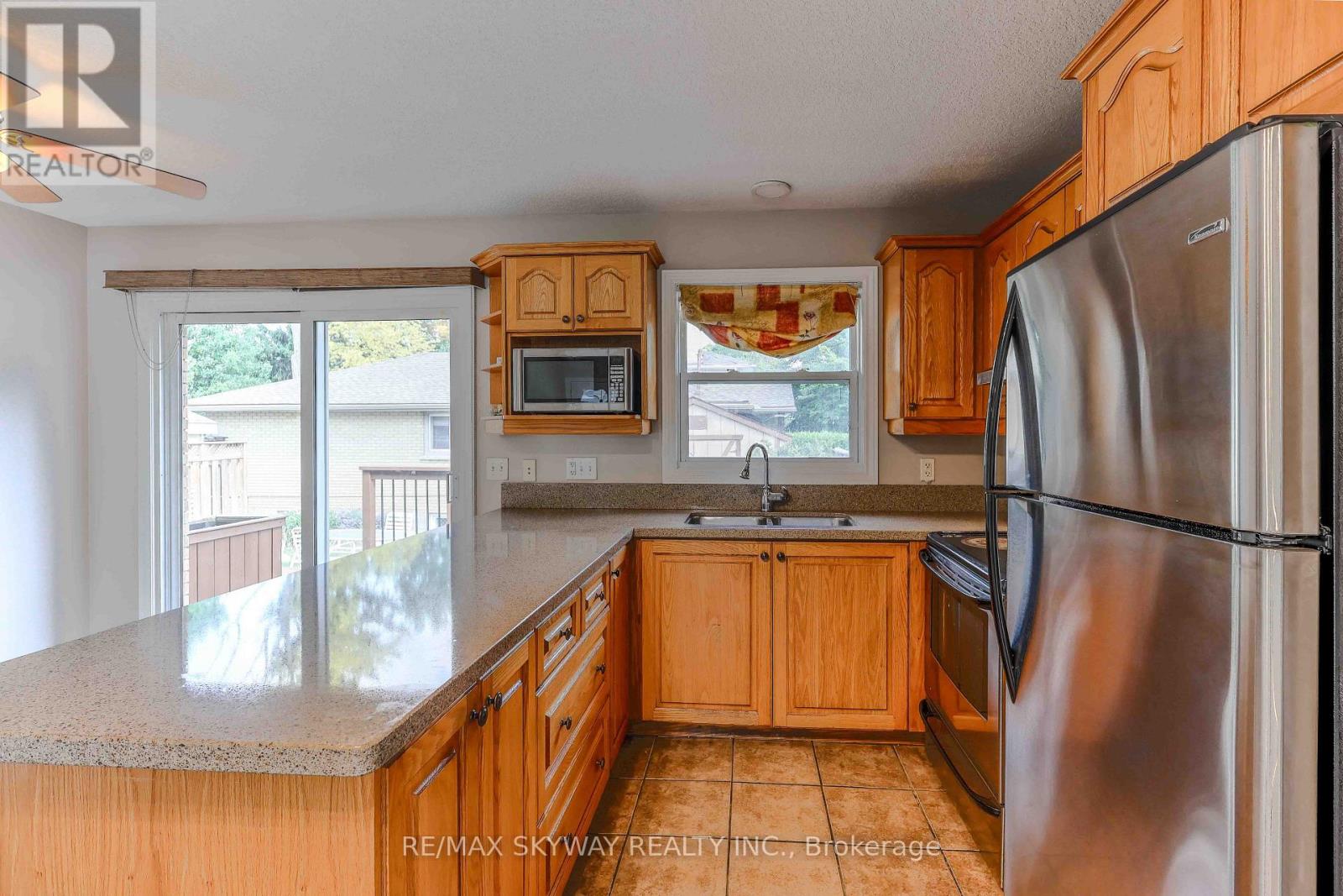 724 BRANT STREET - 20