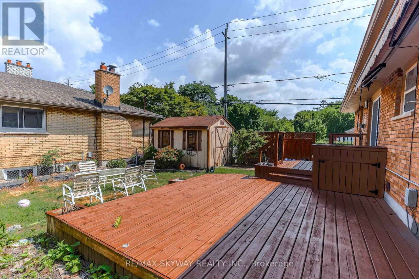 724 BRANT STREET - 7