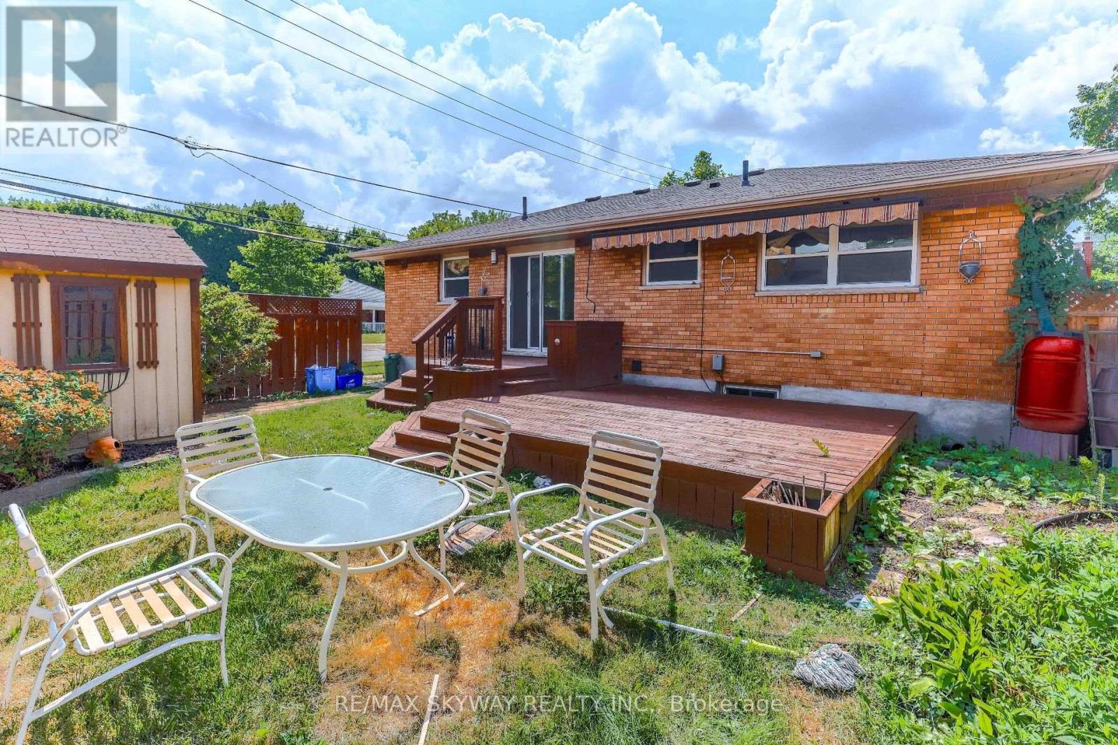 724 BRANT STREET - 8