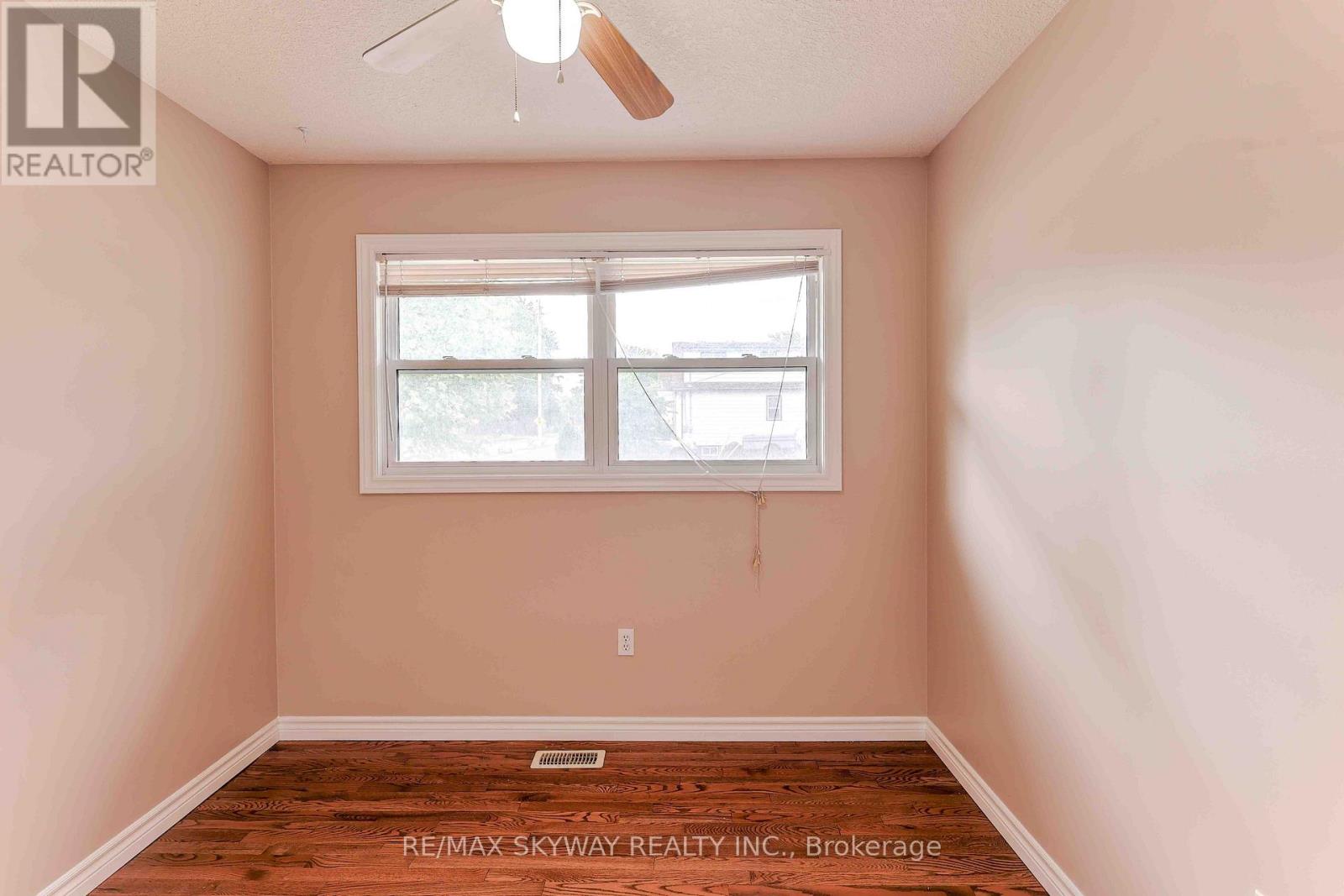 724 BRANT STREET - 30