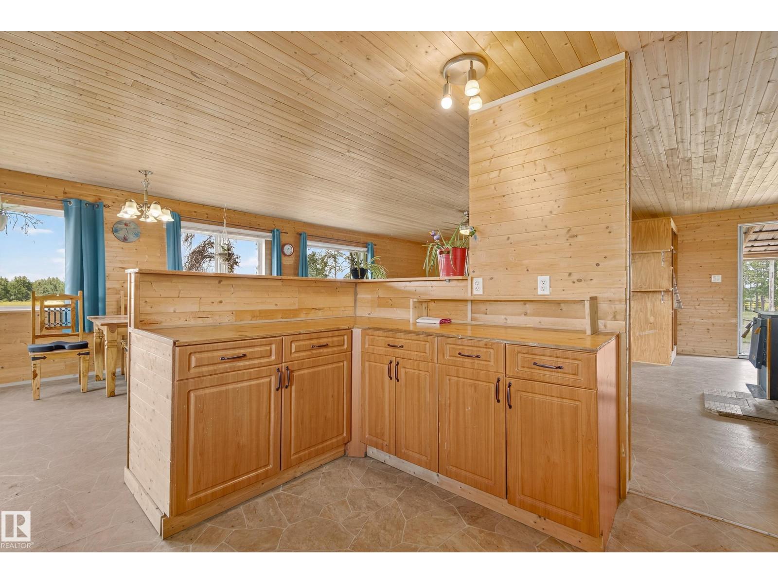 11517 TWP RD 541A - 11