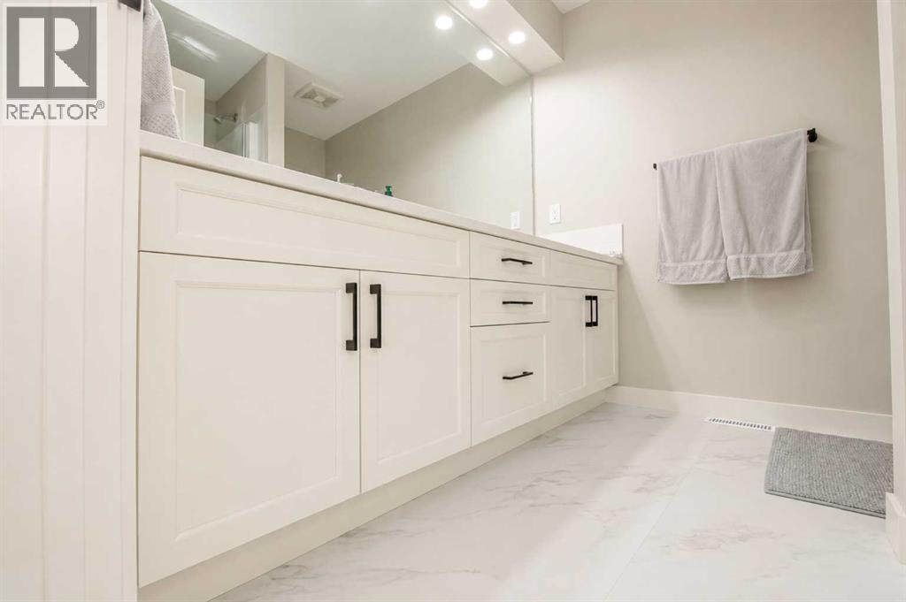 10227A 149 Avenue - 20