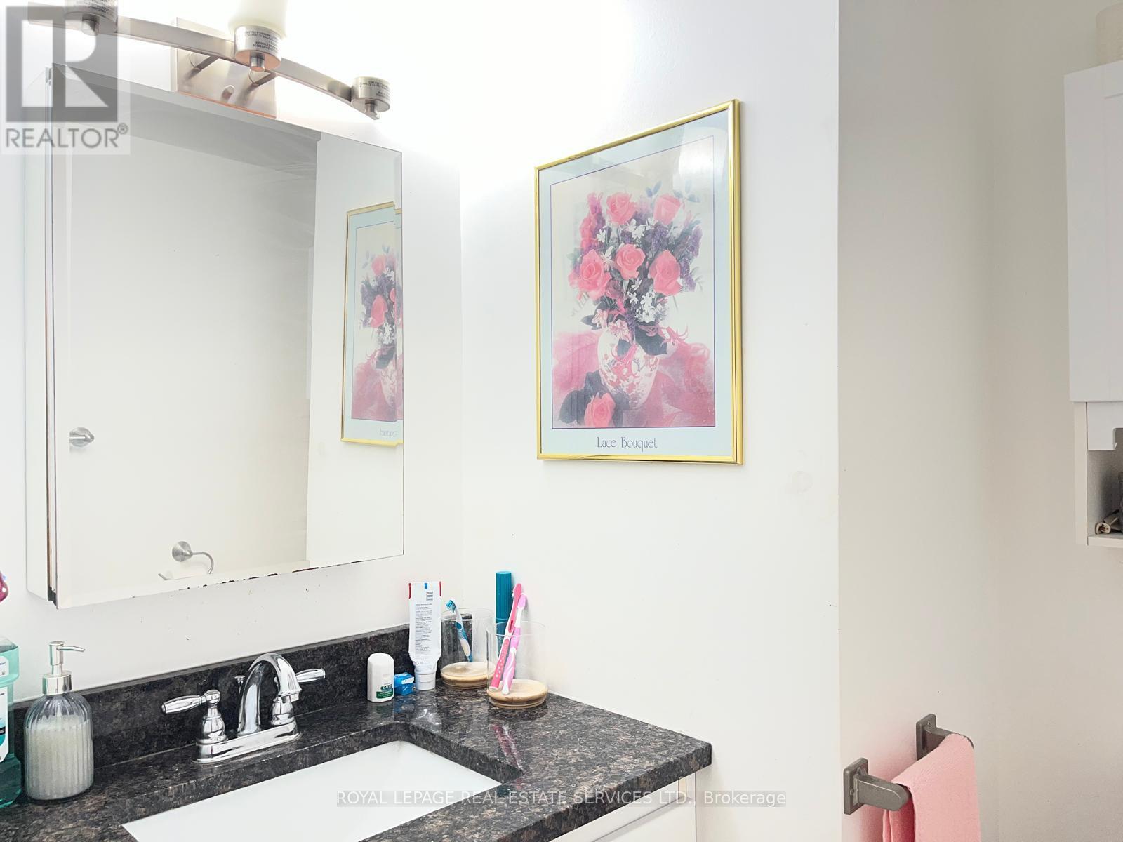 #902 1300 MISSISSAUGA VALLEY BOULEVARD - 11