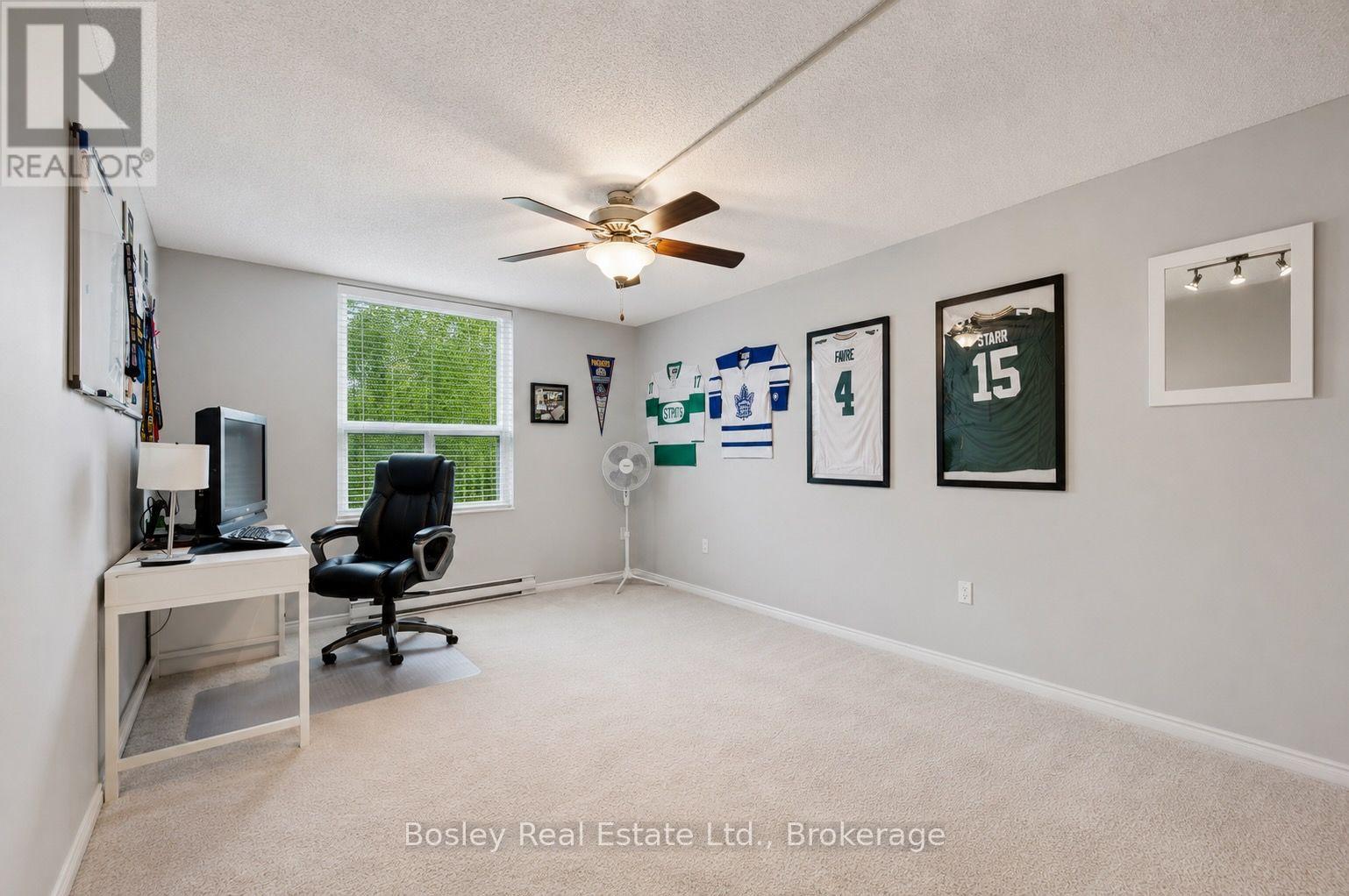#815 55 GREEN VALLEY DRIVE - 14