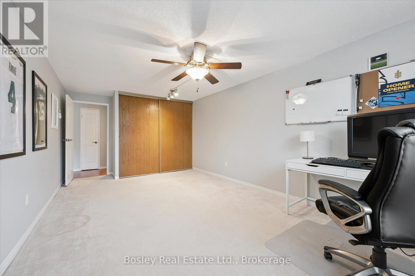 #815 55 GREEN VALLEY DRIVE - 15