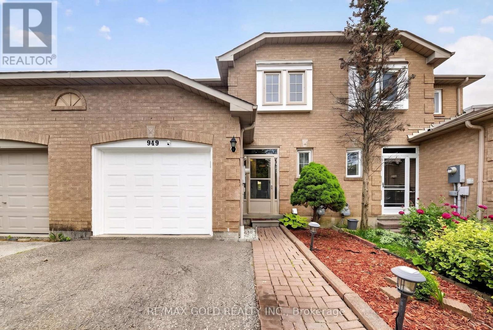 949 BLIZZARD ROAD - 3