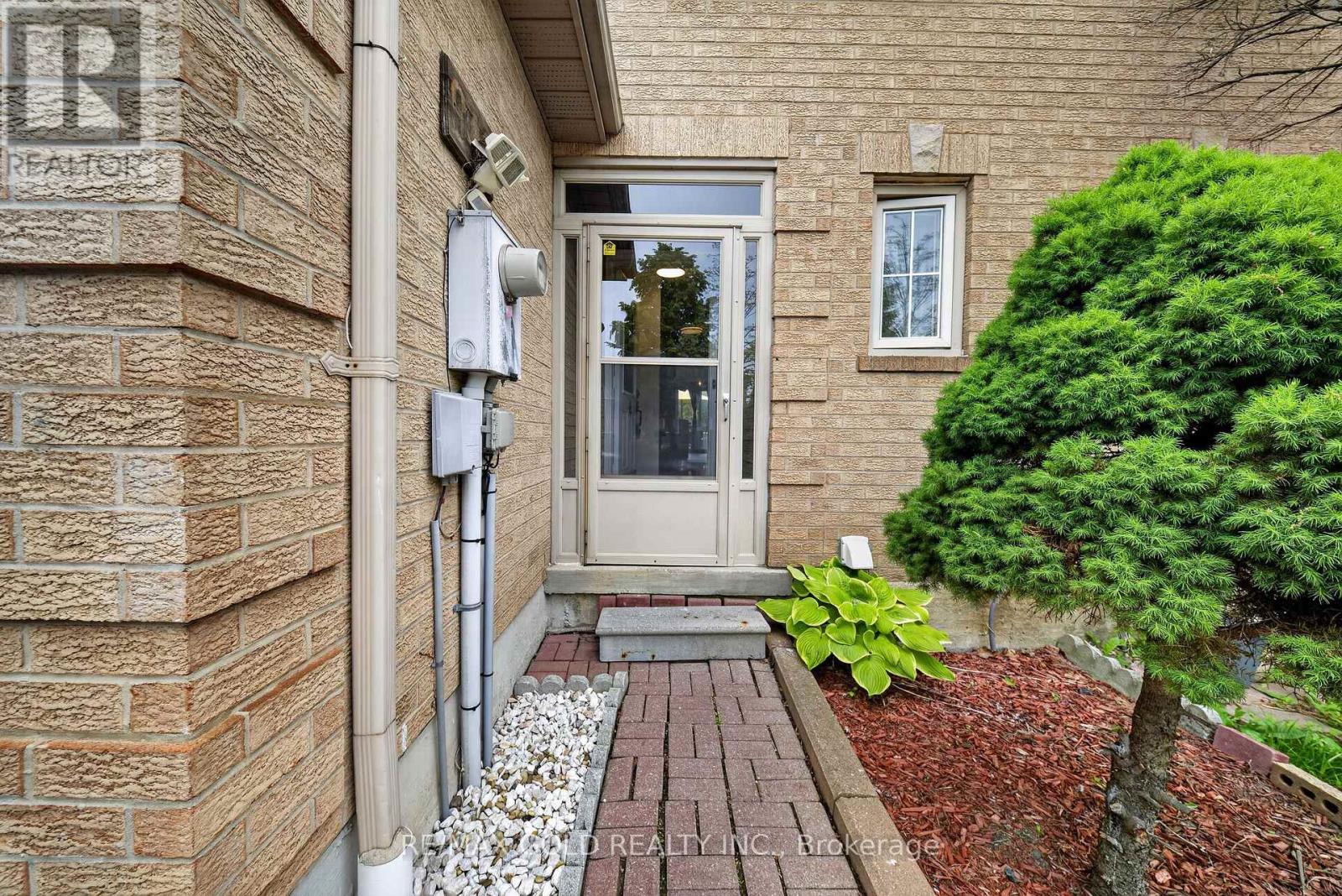 949 BLIZZARD ROAD - 5