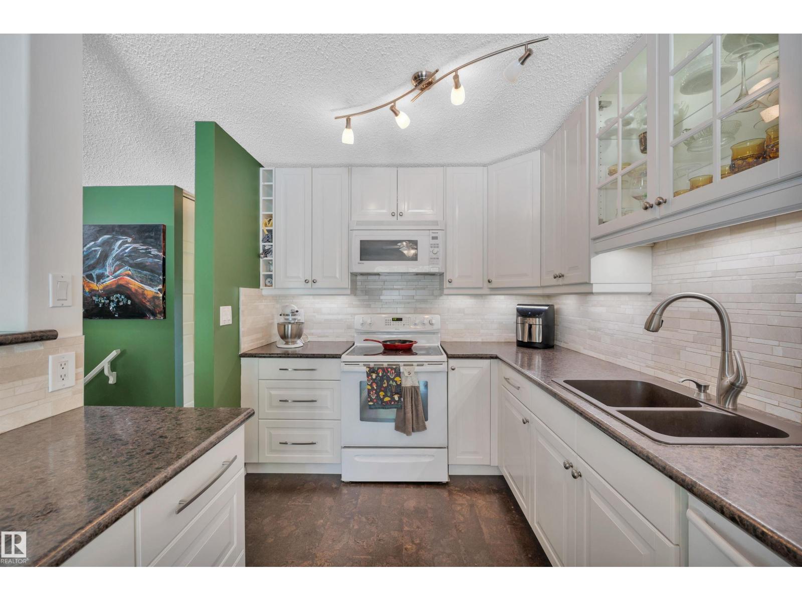 10678 Beaumaris RD NW — photo 15