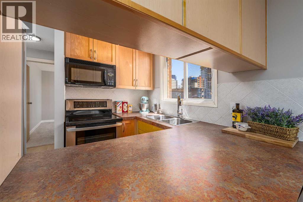 #502 626 15 Avenue SW - 11