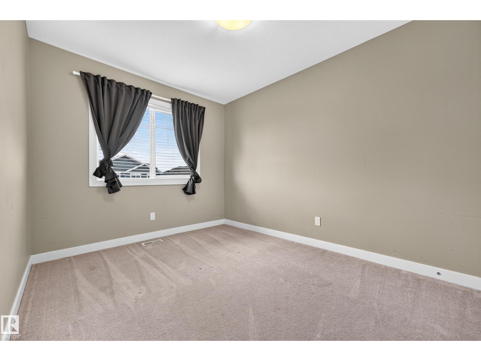 186 REED PL - 48